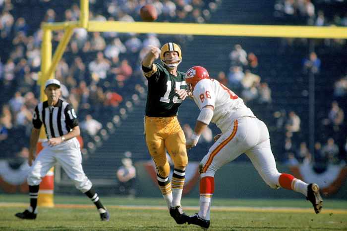 1967-0115-Super-Bowl-I-Bart-Starr-005890822.jpg